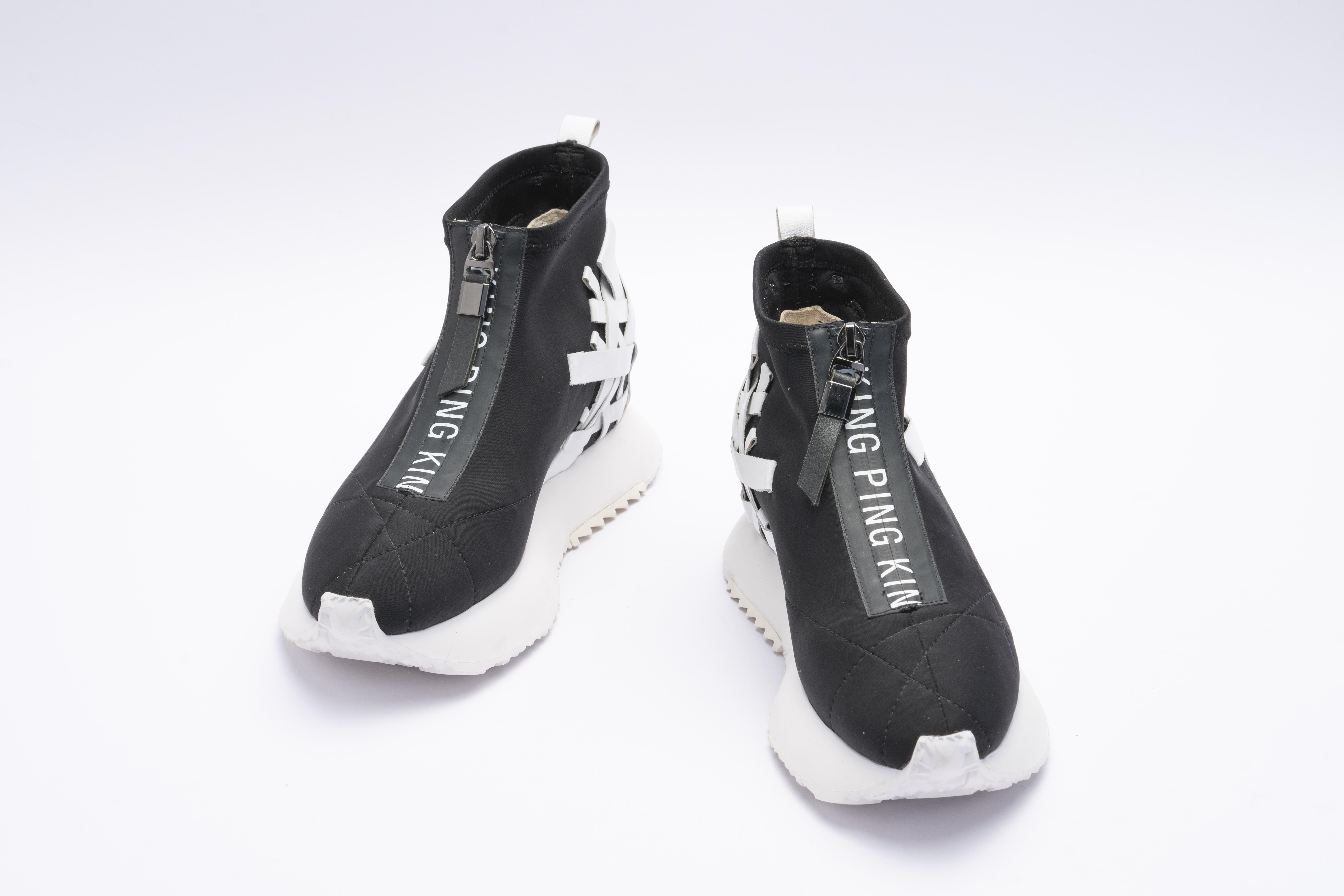 黑色弹力布 /白色平纹胎牛皮