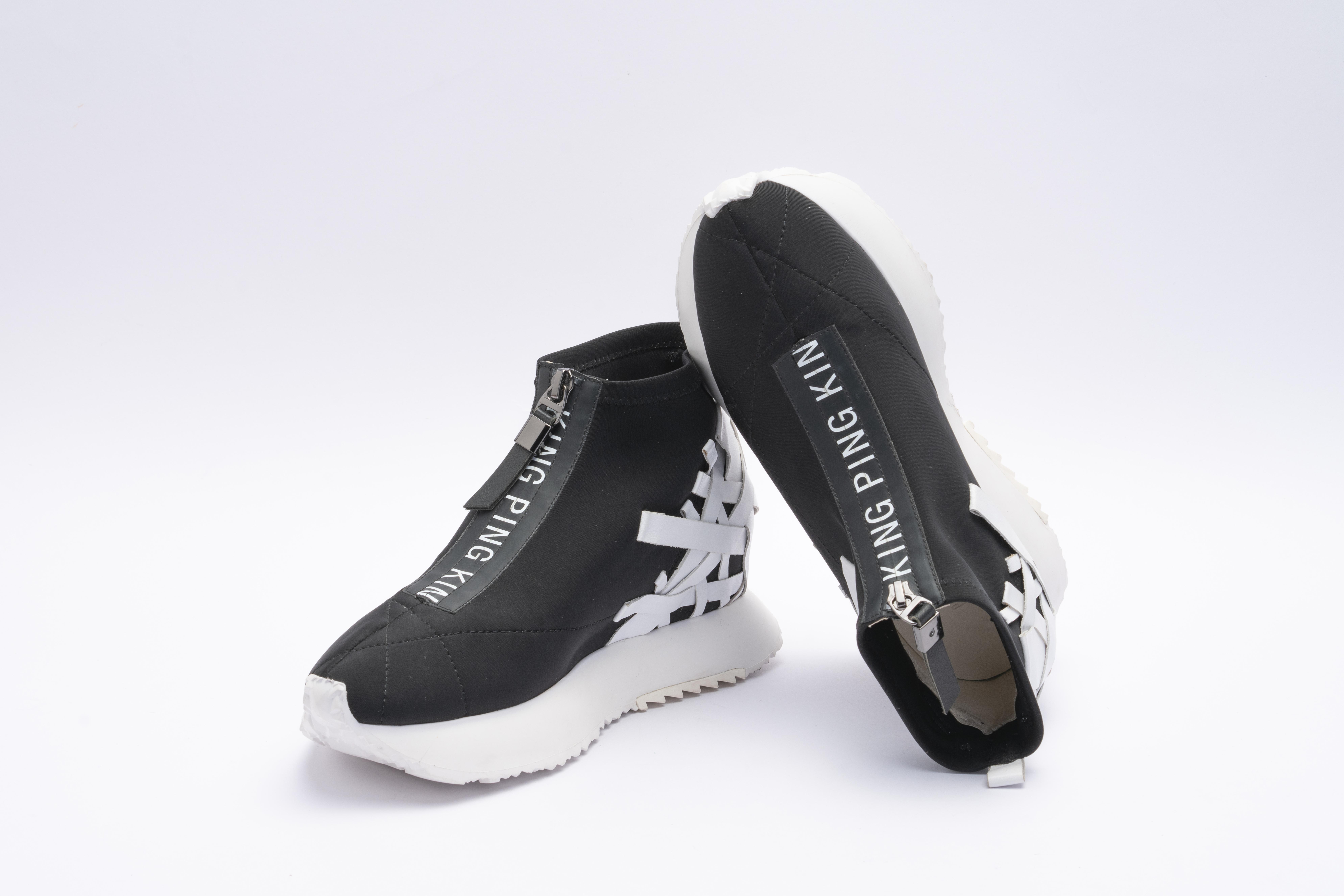 黑色弹力布 /白色平纹胎牛皮